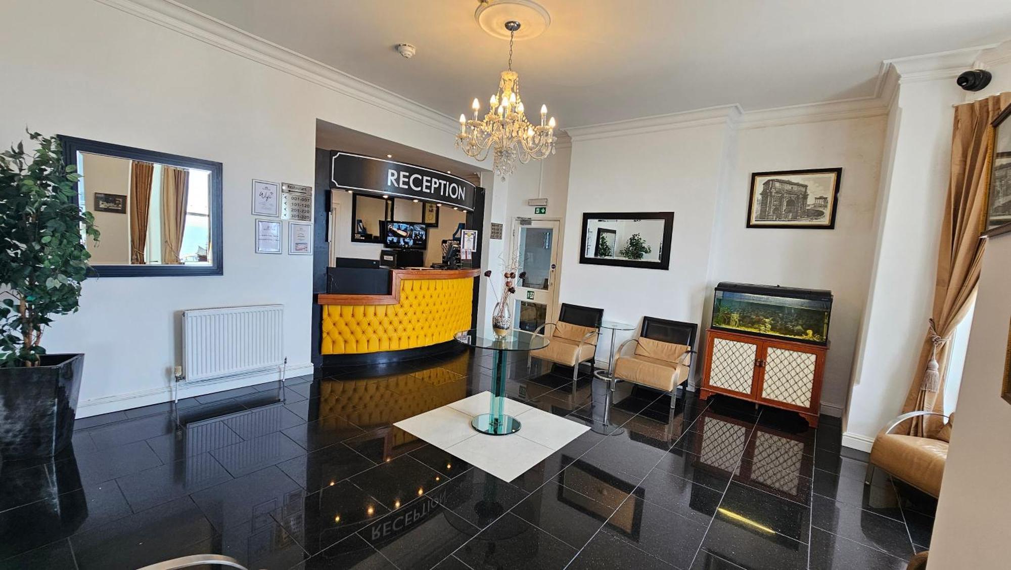 The Strand Hotel Tournoi d'Tournoi d'Eastbourne Extérieur photo