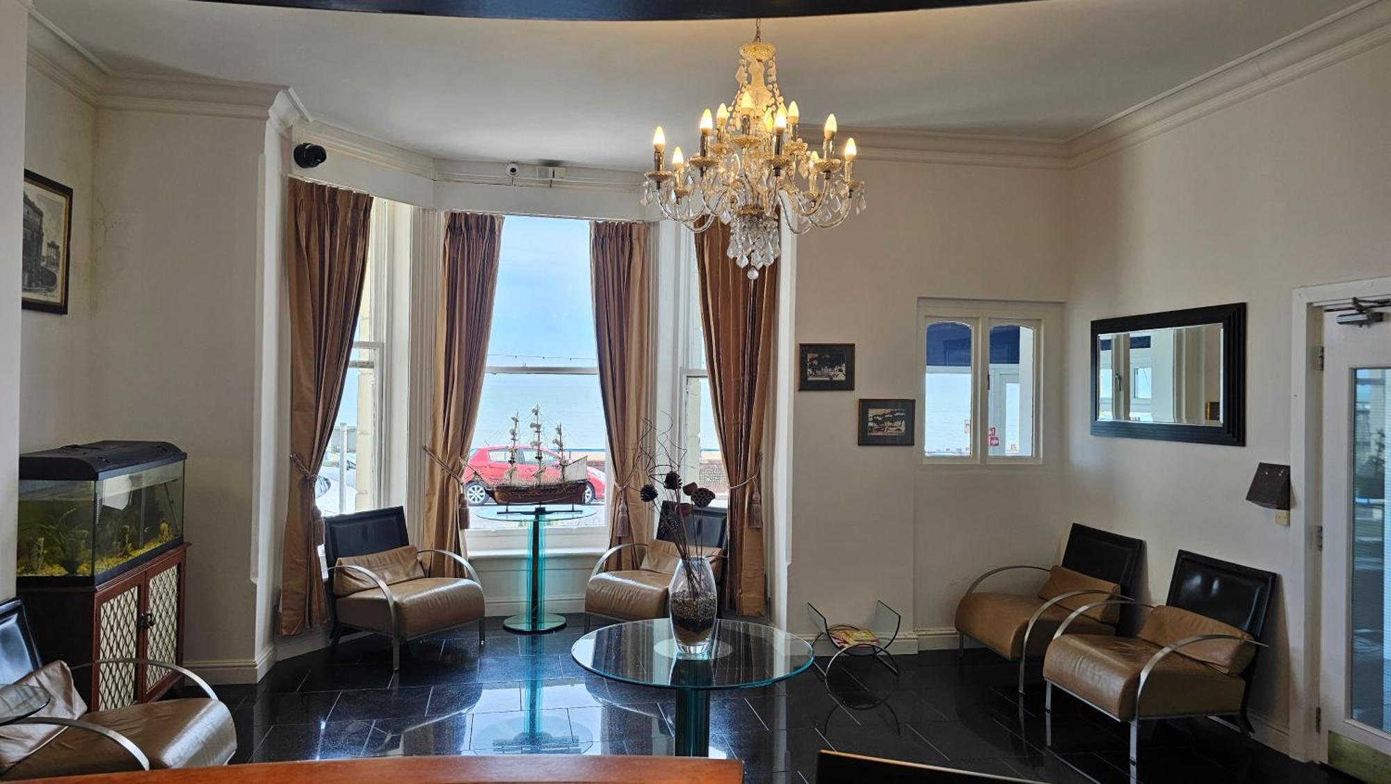 The Strand Hotel Tournoi d'Tournoi d'Eastbourne Extérieur photo