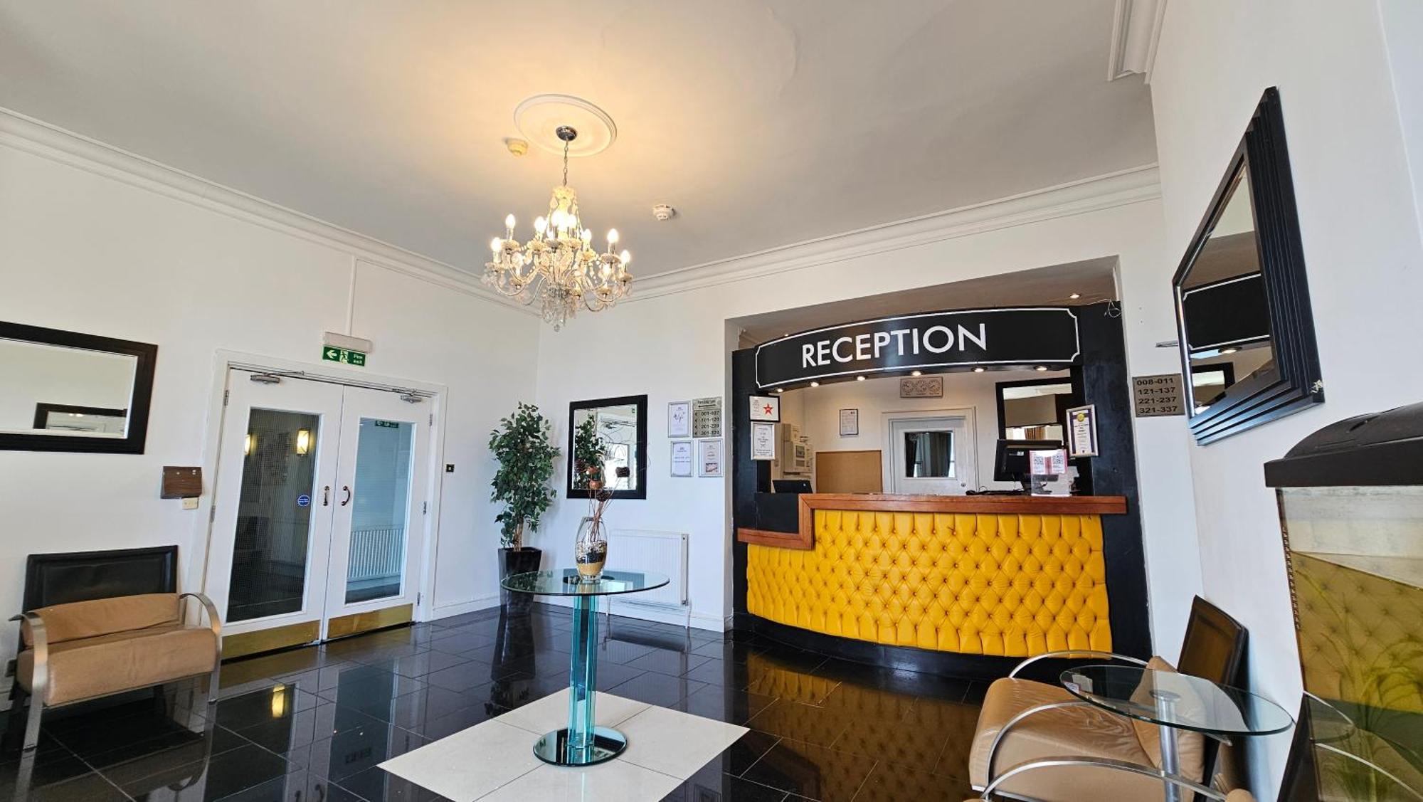 The Strand Hotel Tournoi d'Tournoi d'Eastbourne Extérieur photo